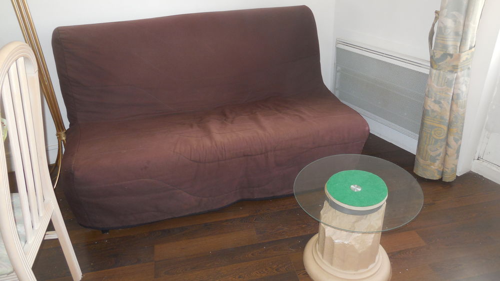 Appartement (f2 ) Meublé 3em étage centre-ville Blois 41000