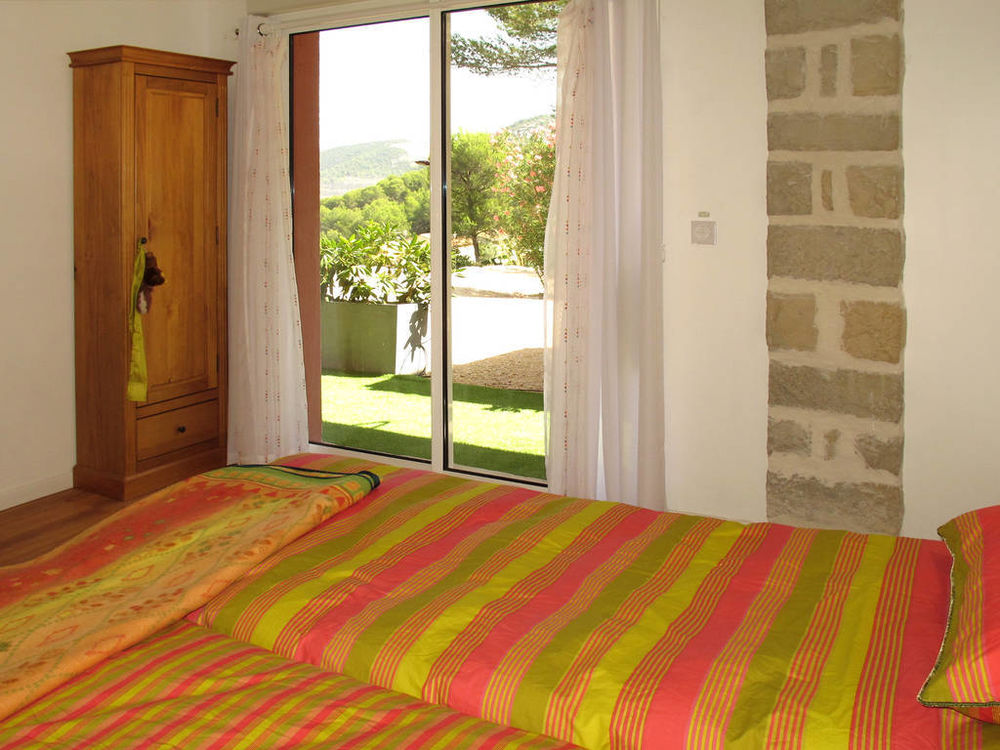 bas de villa 70 m2 meublé