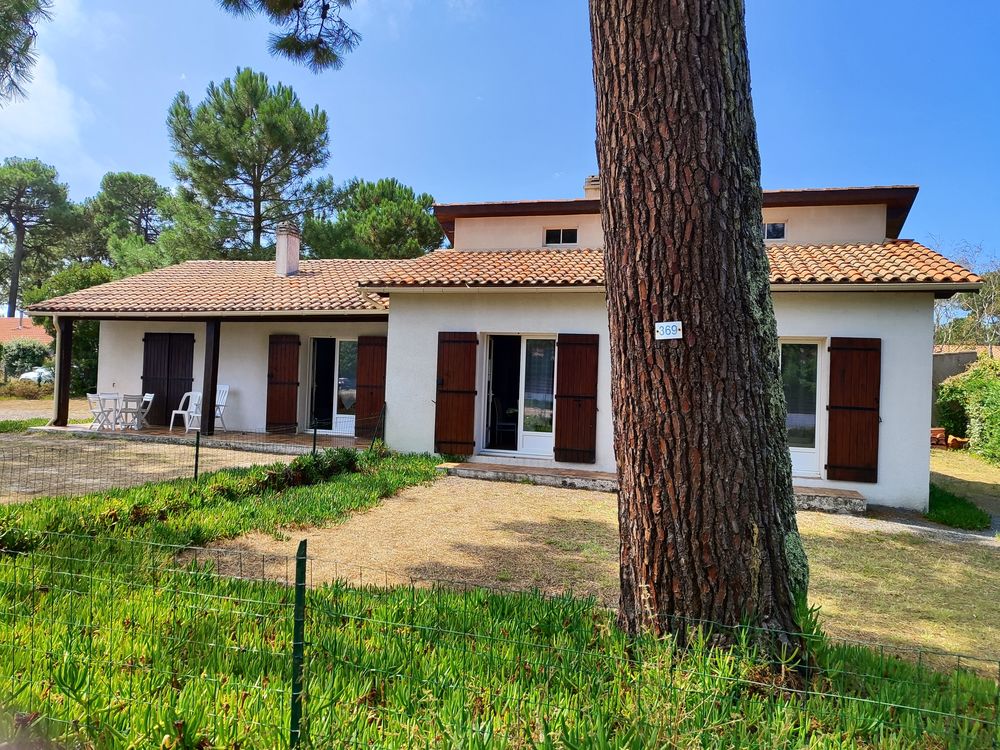 Villa comprenant 2 T3 dans quartier boise Biscarrosse Plage