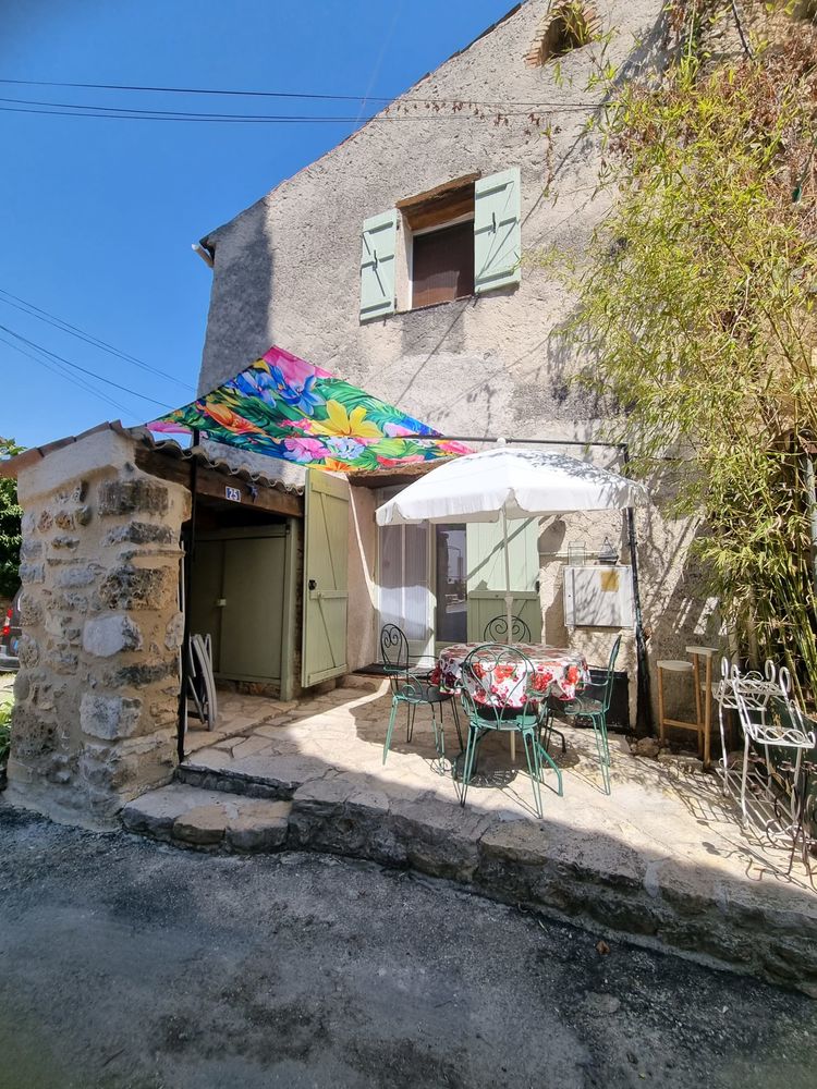 Maison dans un hameau calme (2 chambres)