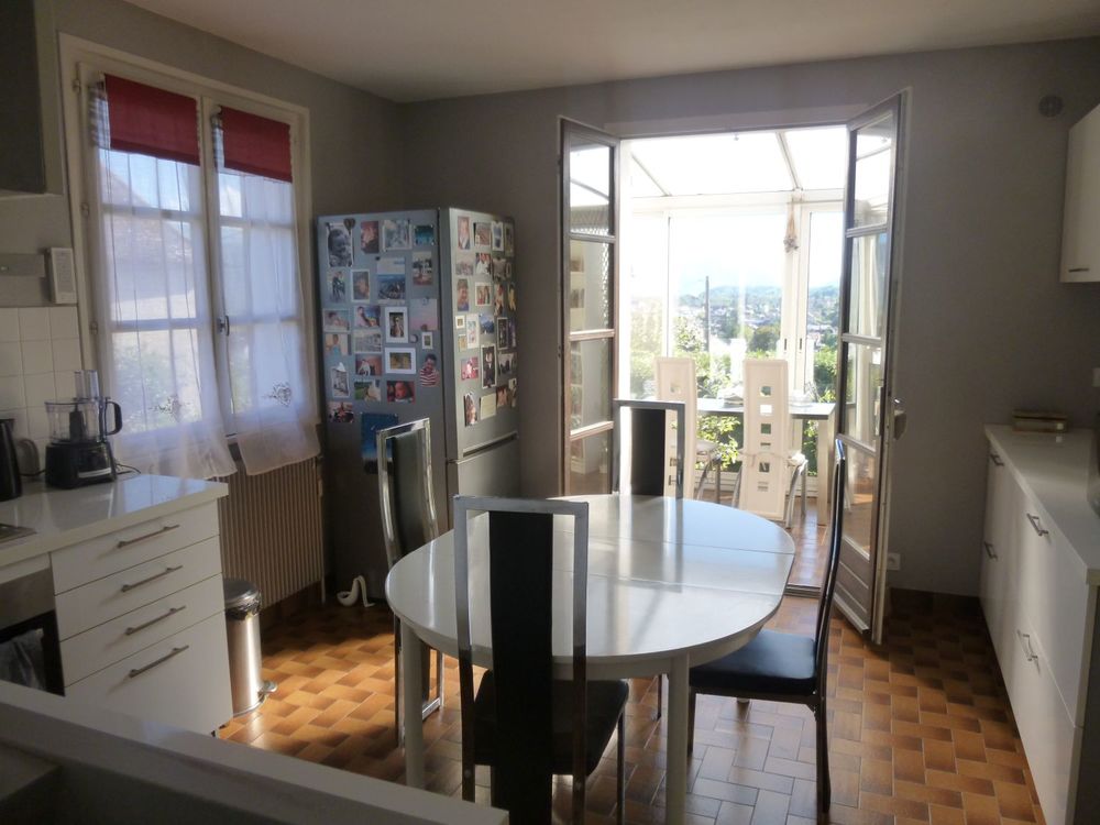 Maison 6 pièces, 4 chambres, 156m2 habitable .