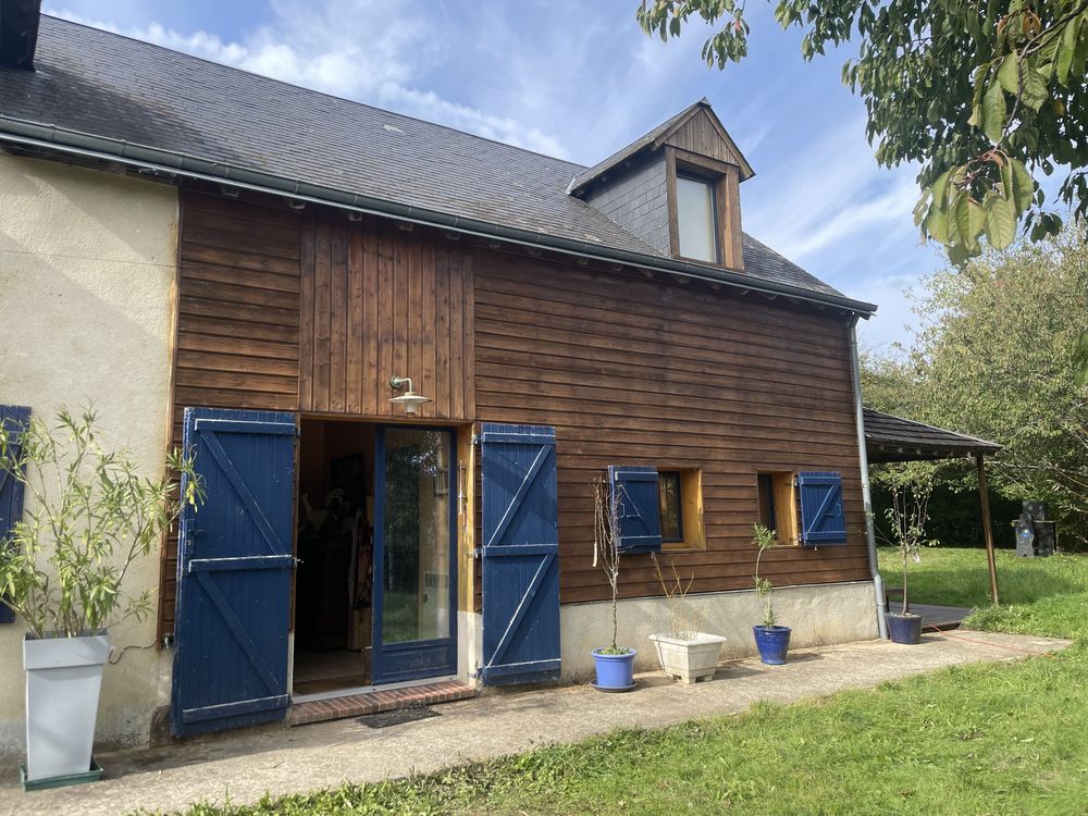Charmante Longère perche vendômois avec grand jardin-forêt.