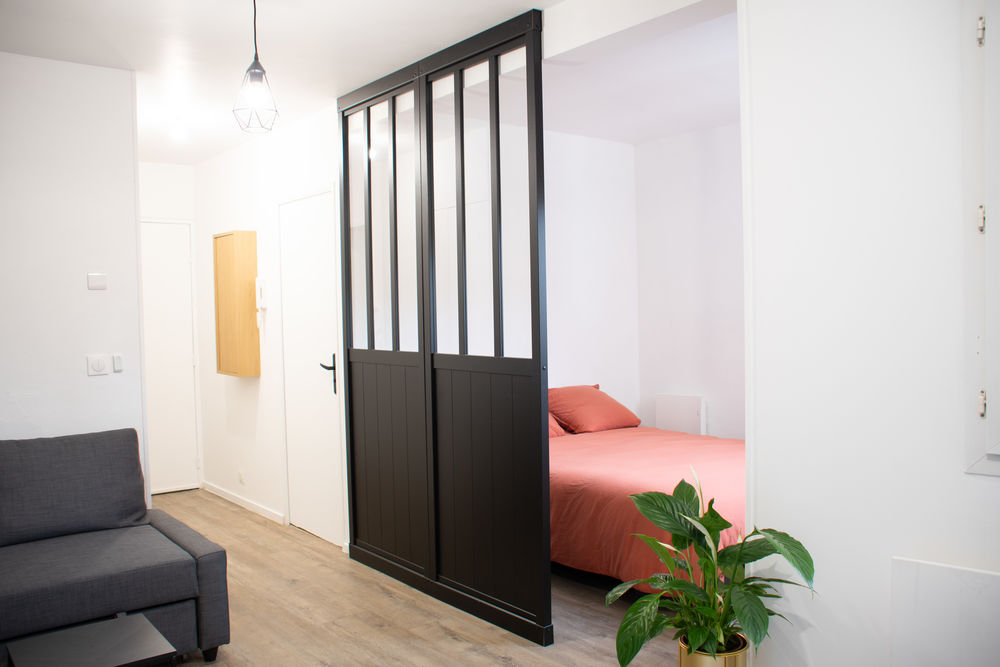 Studio meublé 30 m² avec verrière ? Clinique Les Fontaines ?