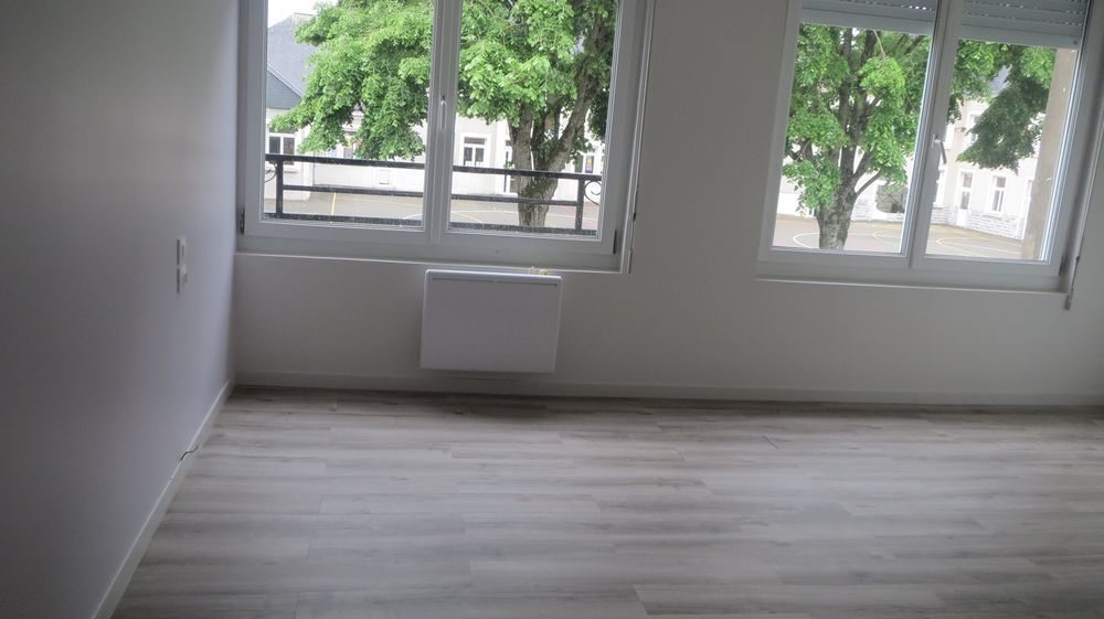 Appartement non meublé centre meslay du maine