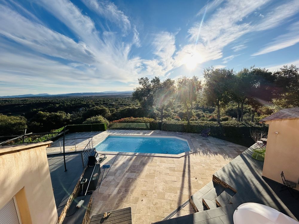 Villa avec magnifiques vues Saint Julien le Montagnier
