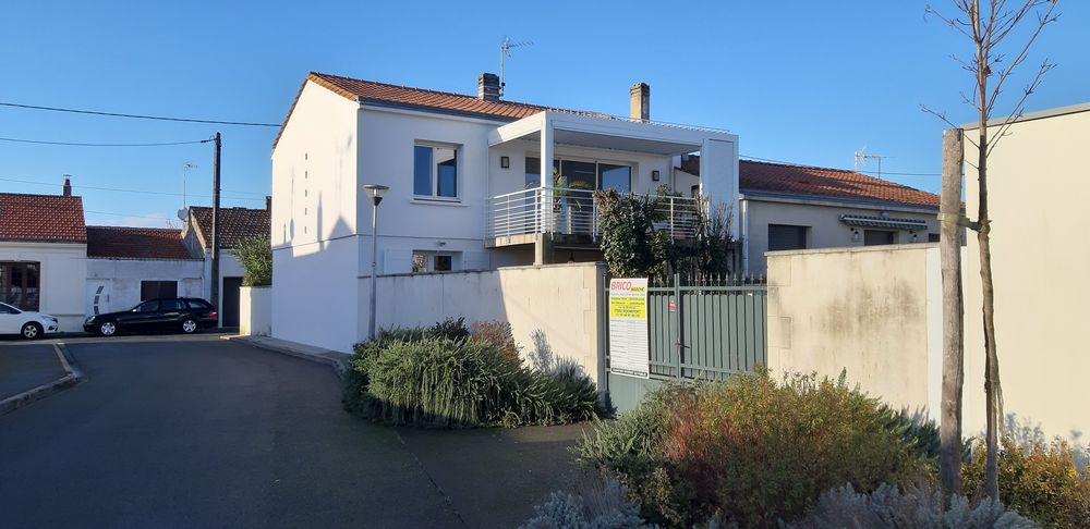 Belle Maison restaurée ROCHEFORT