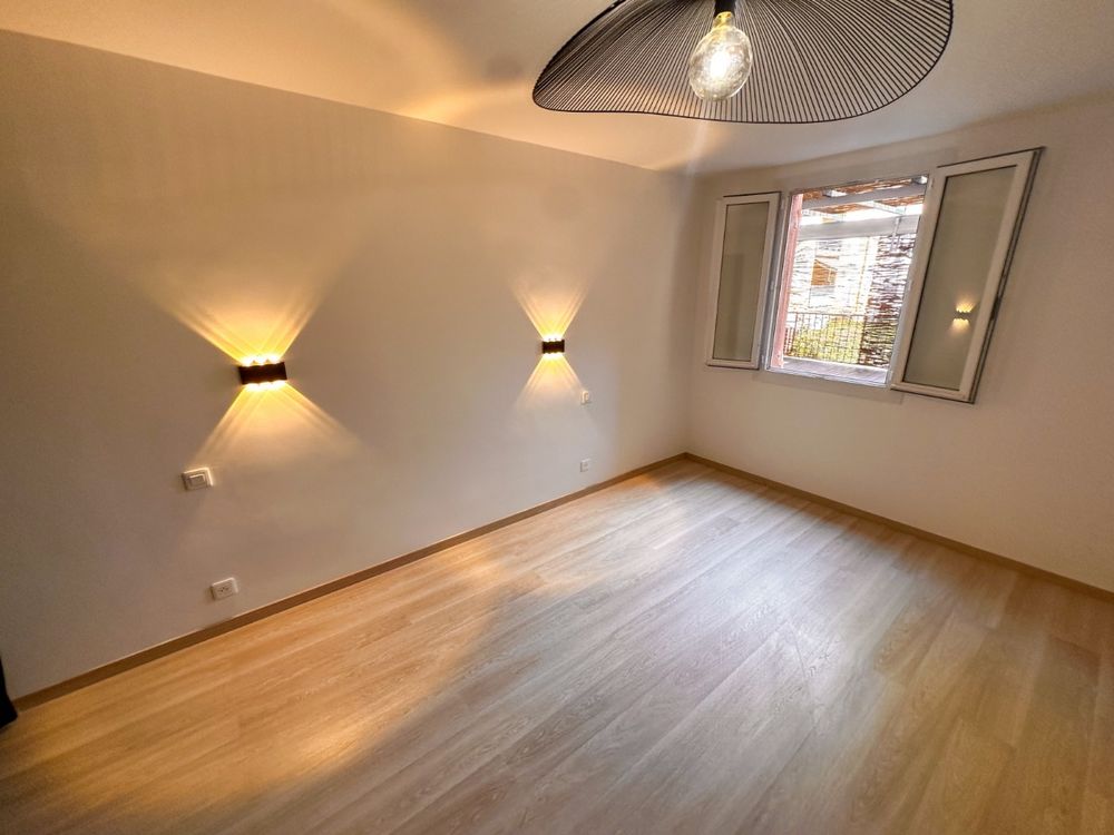 Appartement, Terrasse, en centre-ville, à 100m de la plage
