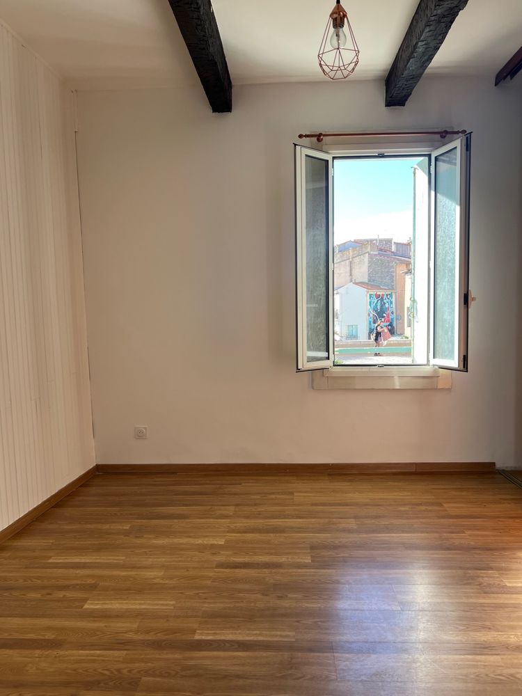 QUARTIER HAUT Sète, bel appartement dans immeuble ancien