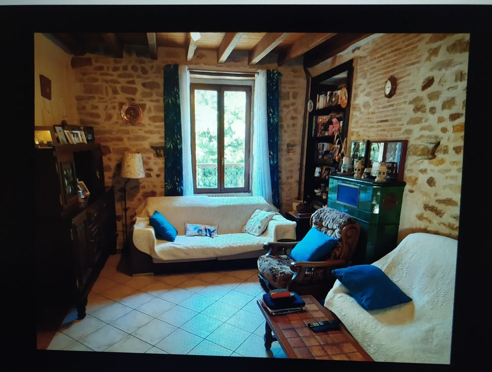 Maison atypique de charme .