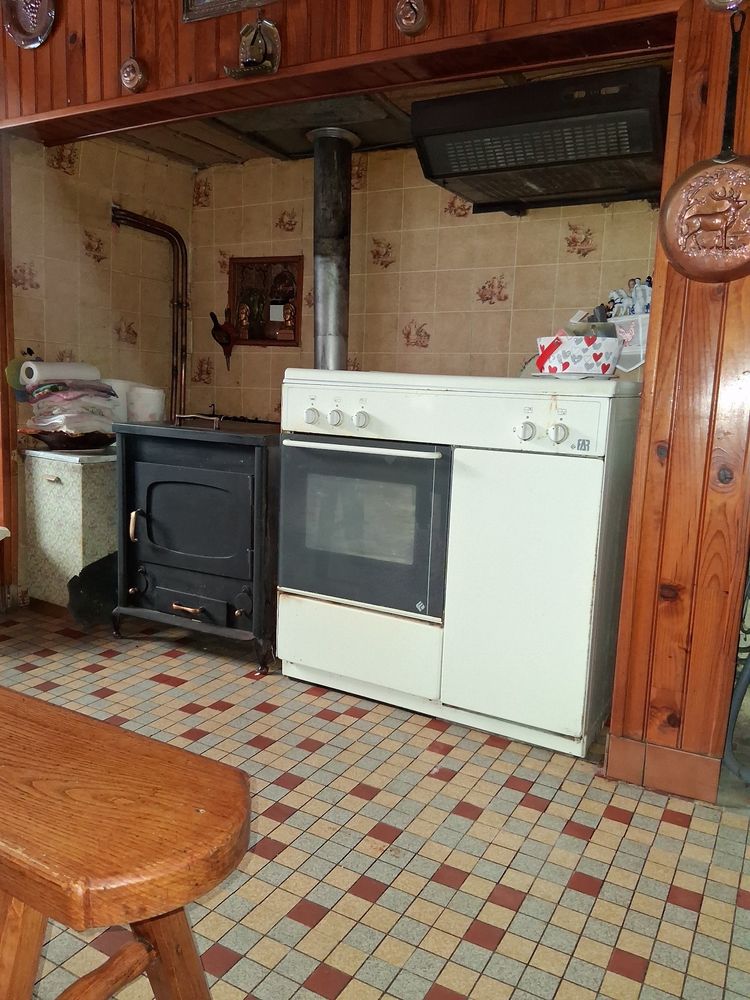Maison à TRIZAC (CANTAL)
