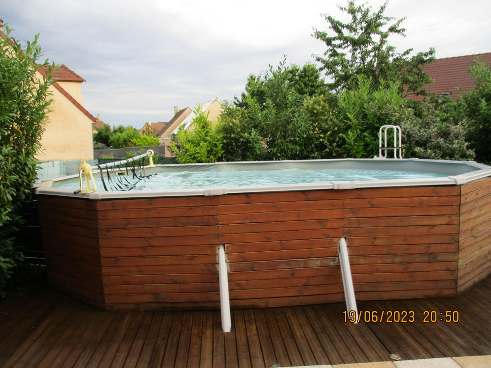 maison avec jardin exotique