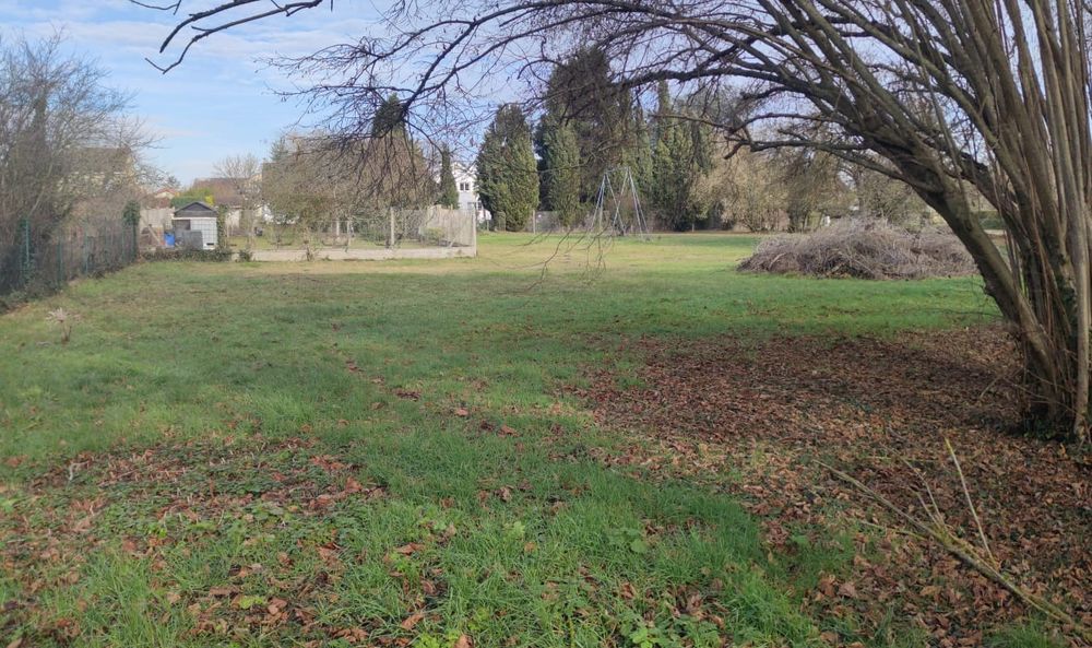 Propriété Avec Potentiel De Construction (Dans son Parc)