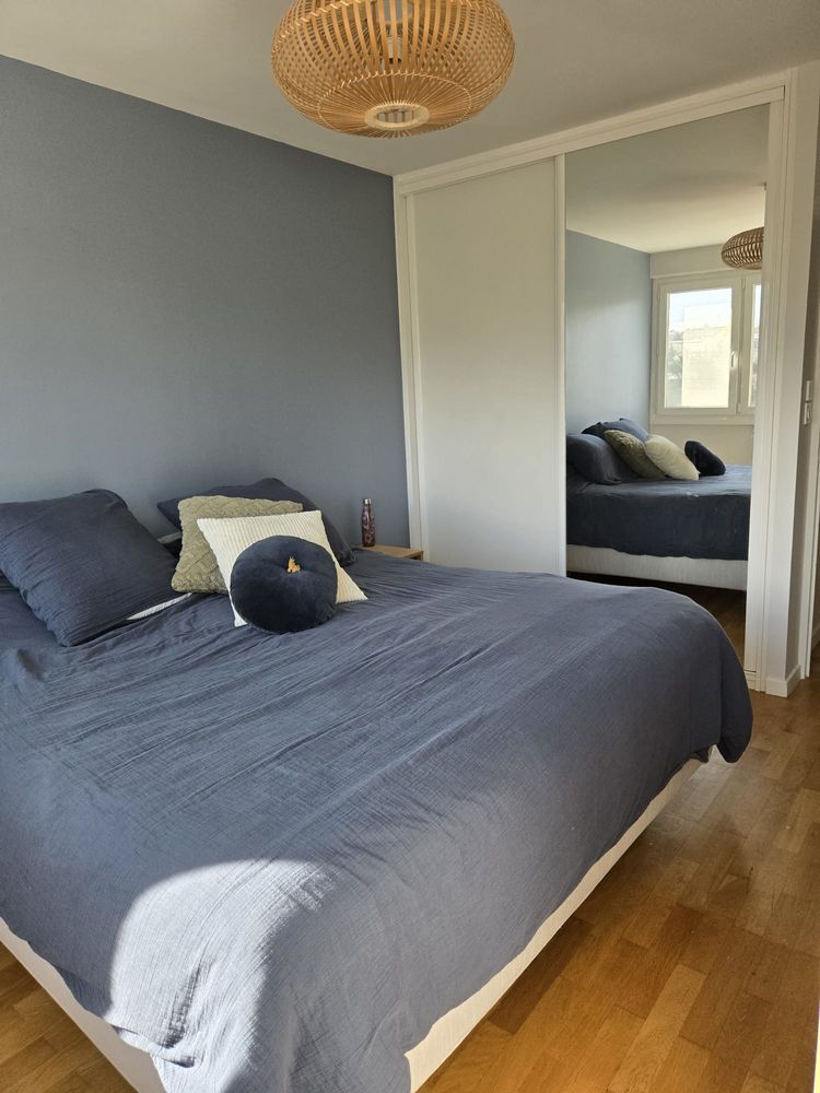 Appartement 105 m², traversant, dernier étage, rénové