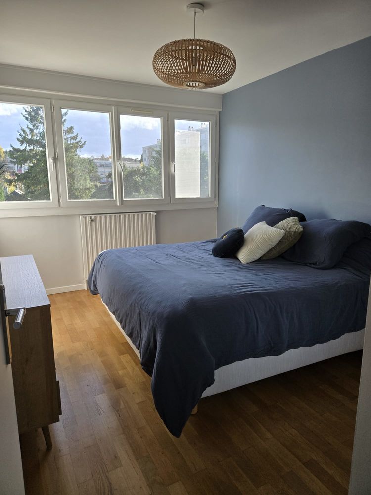 Appartement 105 m², traversant, dernier étage, rénové