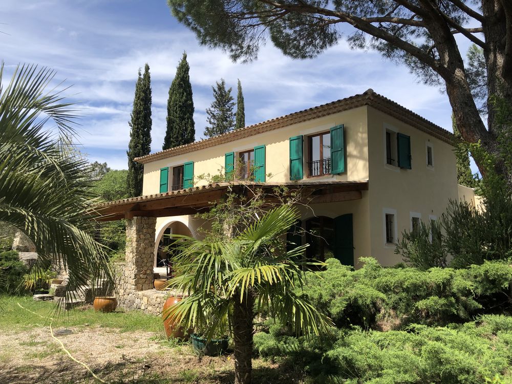 Spacieuse et lumineuse bastide provençale de 185 m2
