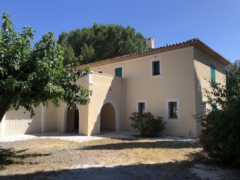 Spacieuse et lumineuse bastide provençale de 185 m2