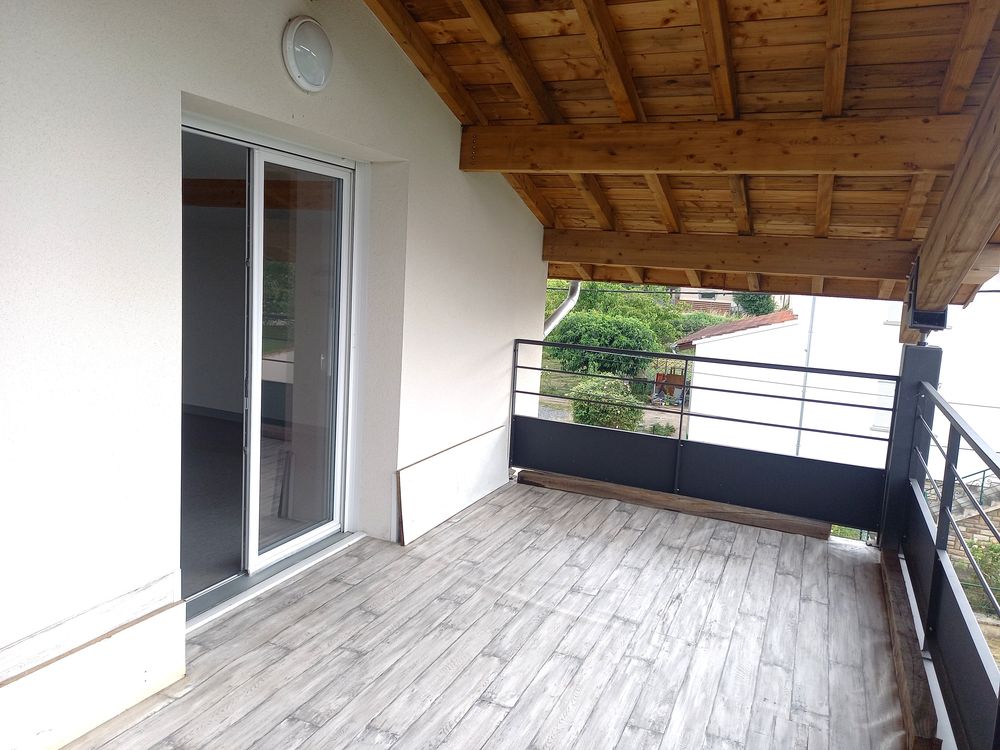 TB studio neuf 28m2 clair, calme, clim, prox Fac et commerce