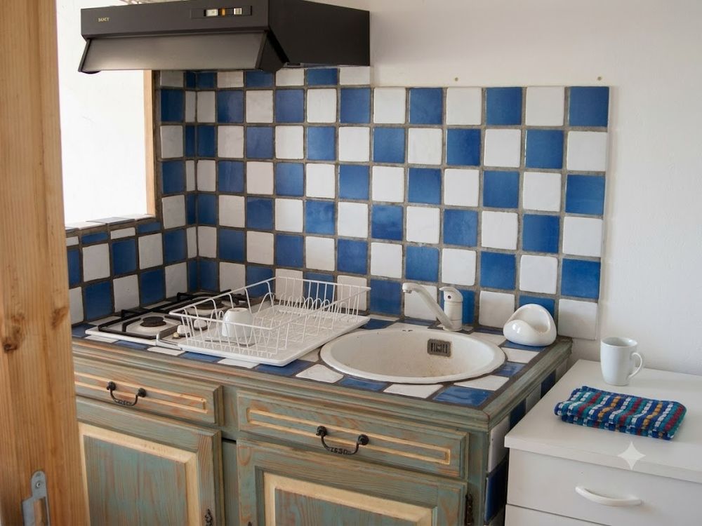 PEYNIER APPARTEMENT -T 2 -33 M2 EXPO SUD POUR 1 PERSONNE