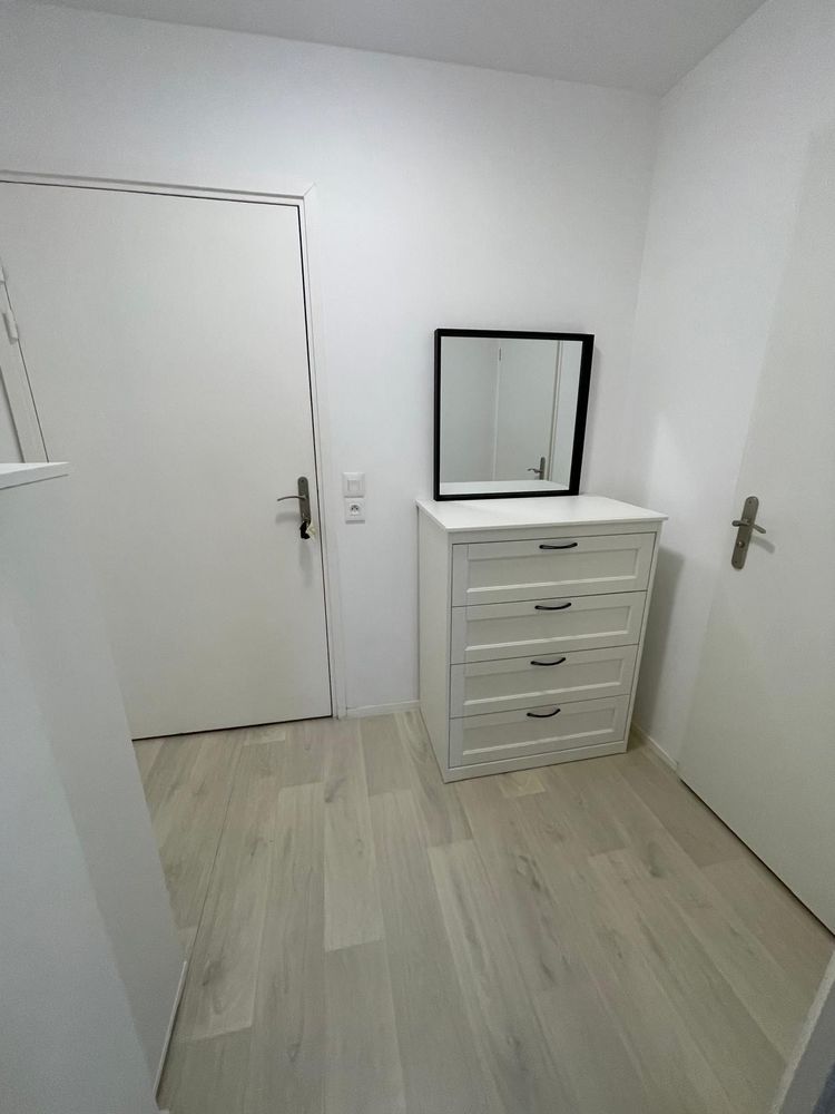 Studio meublé avec deux places de parking en extérieur
