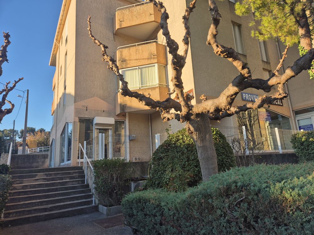 studio (Aubagne) : résidence principale/investissement