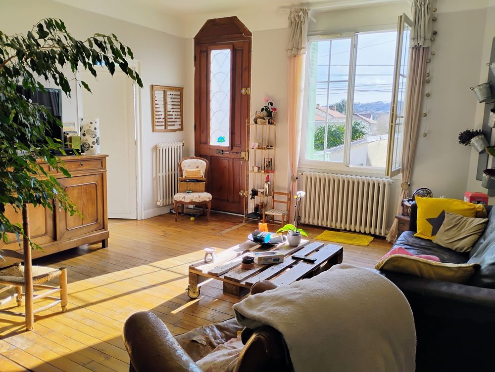 MAISON DE VILLE AVEC JARDIN PERIGUEUX