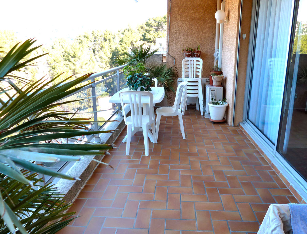 APPARTEMENT STANDING 4-5 PIÈCES ± 115m2 A CARNOUX 13470