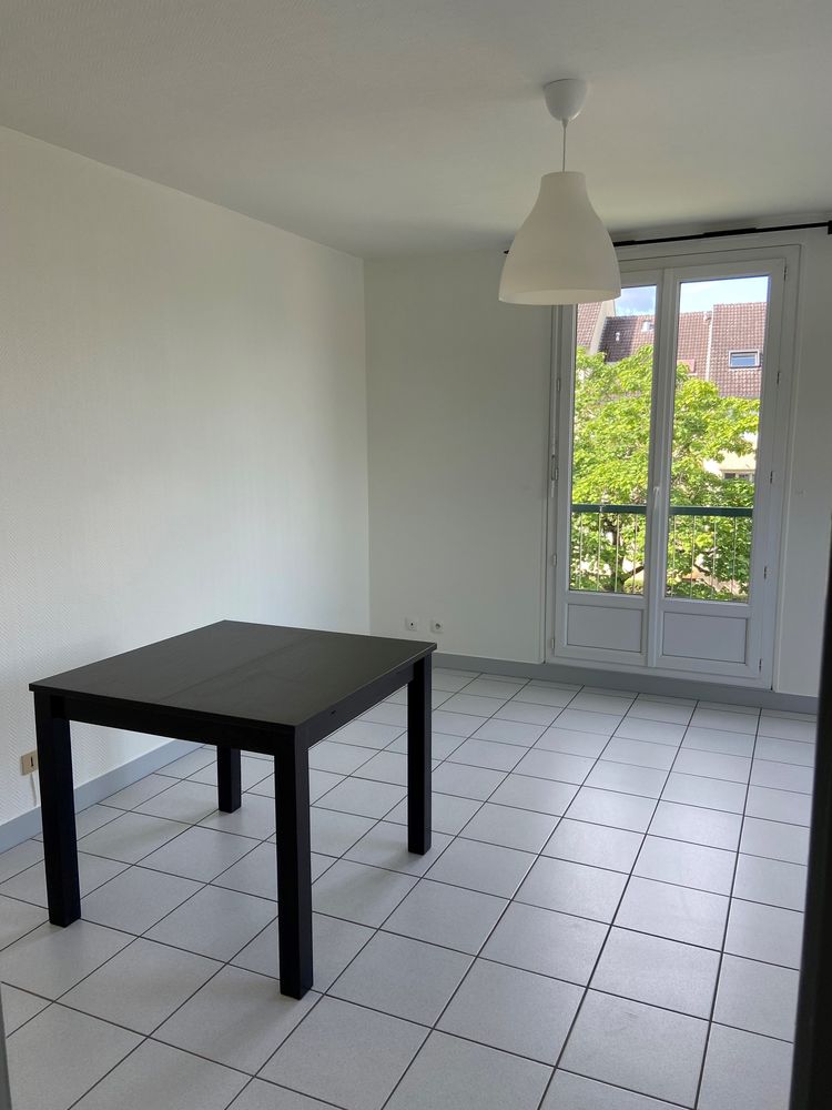 Appartement F1 bis lumineux + Box fermé