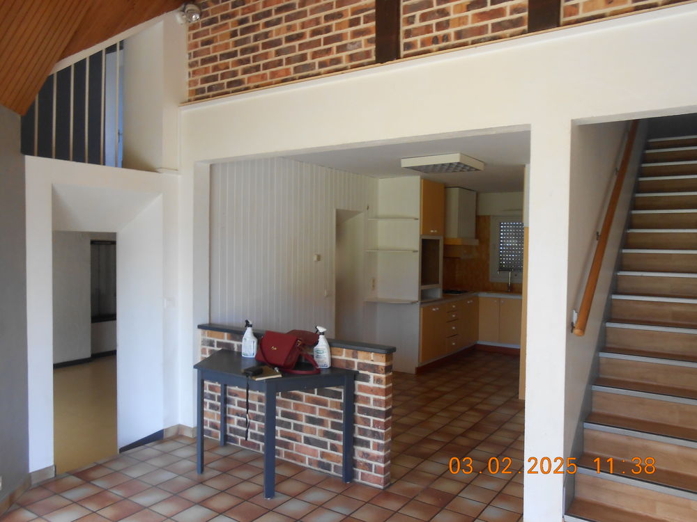 questembert centre ville grande maison 1980 bon etat