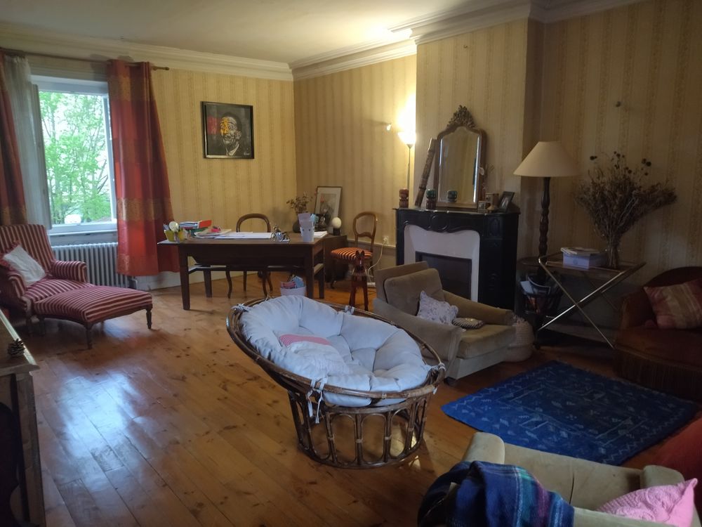 Jolie et Grande Maison proche de Clermont-Ferrand