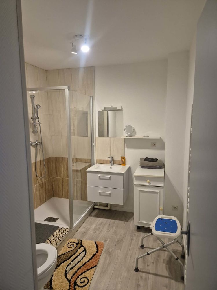 ? Appartement F1 avec terrasse