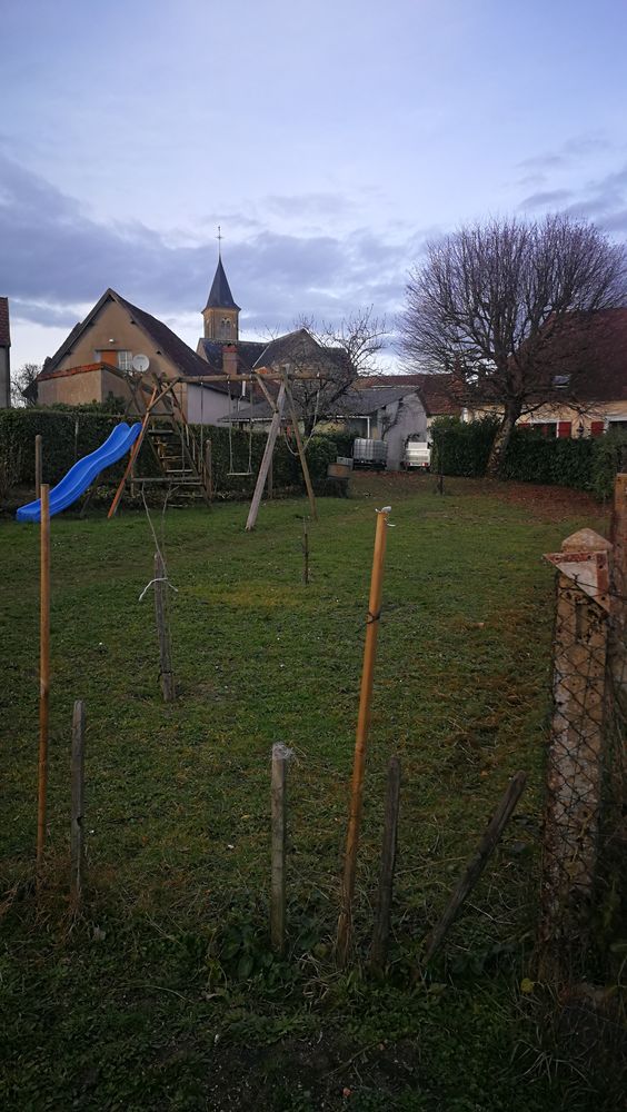 notre logement est situé dans un village paisible