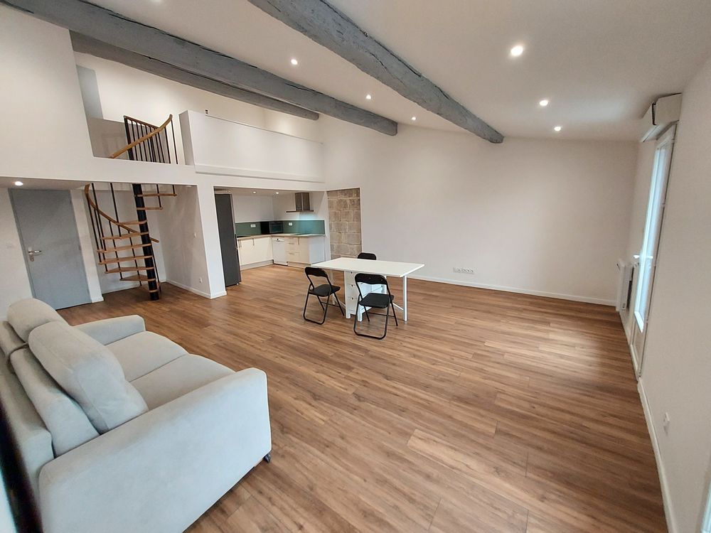 loft lumineux- meublé neuf -65m²-entierement rénové en 2023