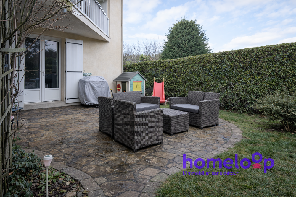 appartement en rez de Jardin saint Genis Laval