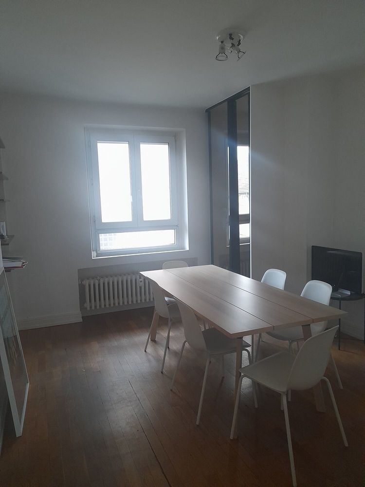 Locaux professionnels/ bureaux