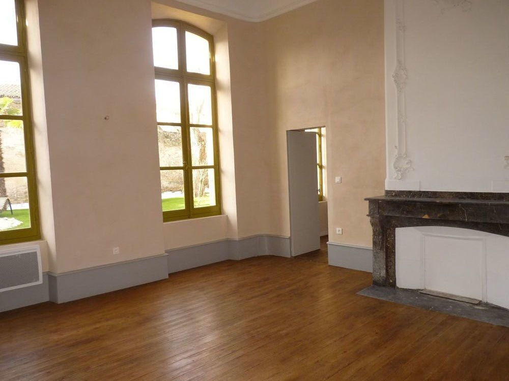 Appartement duplex Castelnaudary dans hôtel particulier