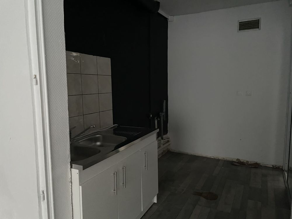 saisonnière ou Bureau ou résidences secondaires ou artisanal