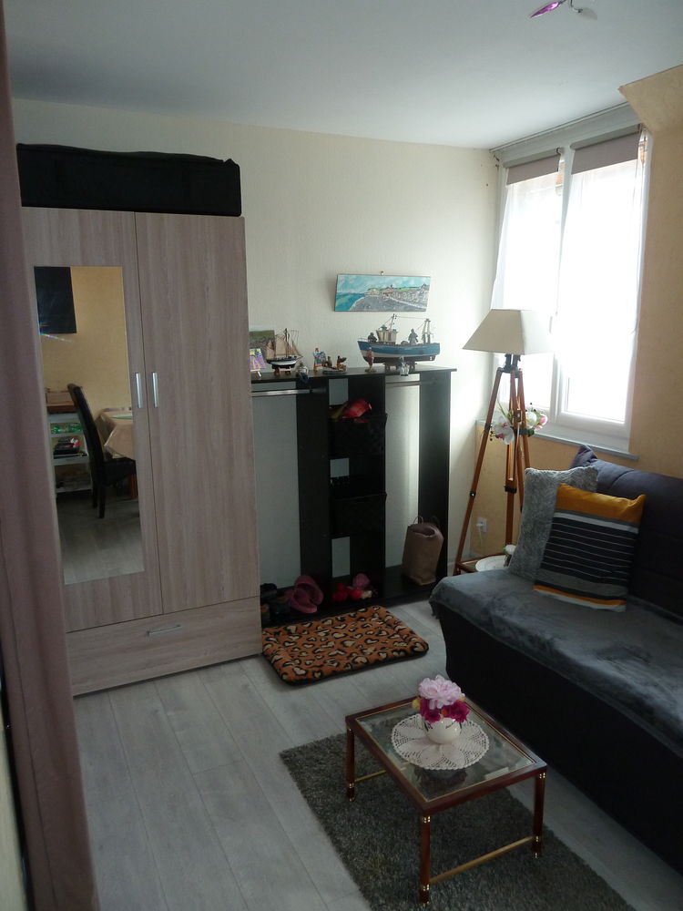 STUDIO PROCHE DE LA PLAGE ET DES COMMERCES