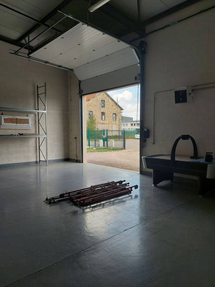 bâtiment de 2012 en structure béton de 160 M2