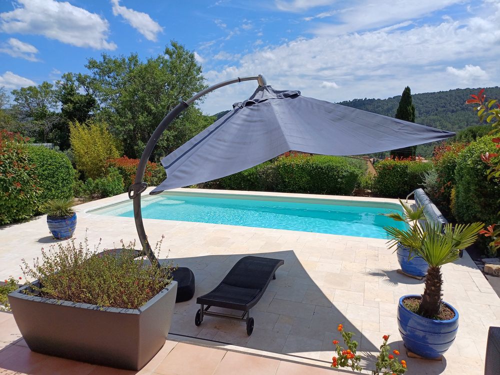 Belle Villa 160 m² (4 ch.) + piscine + garage double.