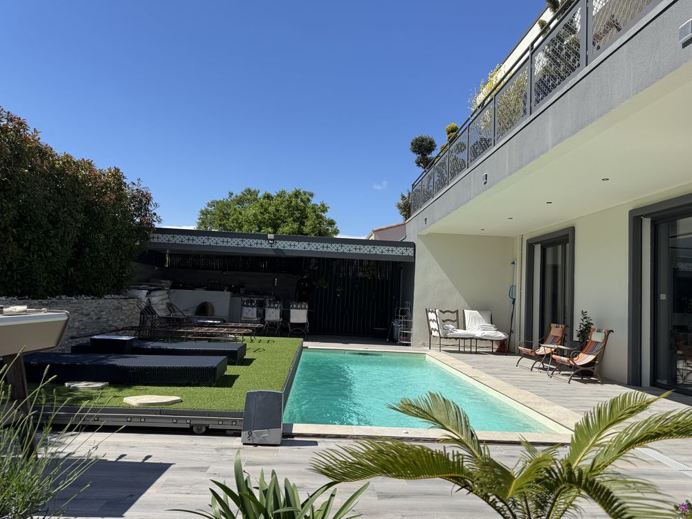 Villa d'architecte récente, 5 chambres, Piscine, 3 km mer