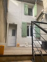 Location Maison maison de village avec terrasse et petite courette Mirabel-aux-baronnies