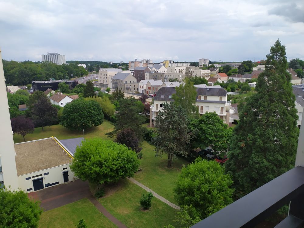 GRAND STUDIO A CHAMBRAY LES TOURS LIBRE DE SUITE