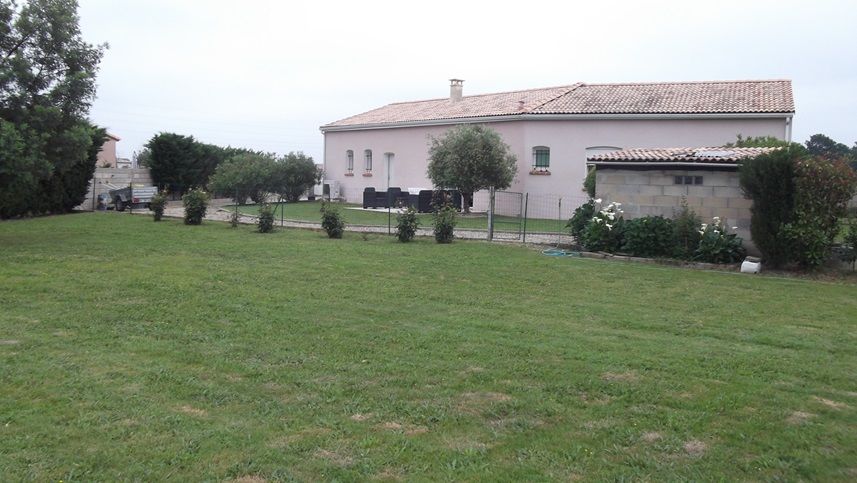 MAISON PLAIN PIED 120m2 sur un terrain de 2100m2
