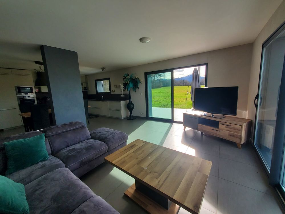 T4 meublé 110m² avec jardin - Perrignier