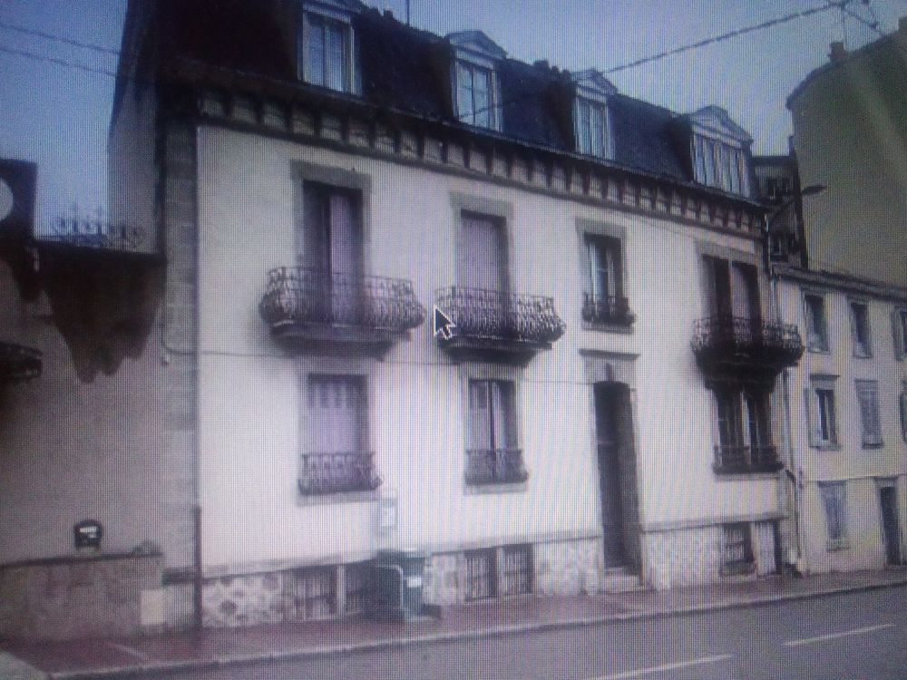 T2 bien situé entre mairie et jardin Cathédrale