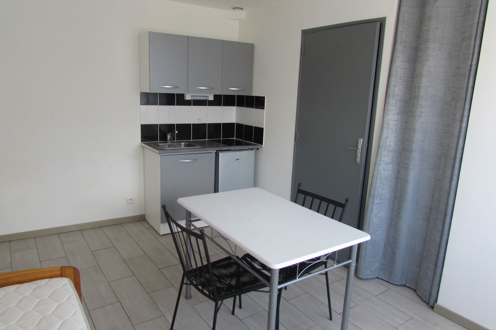 studio meublé