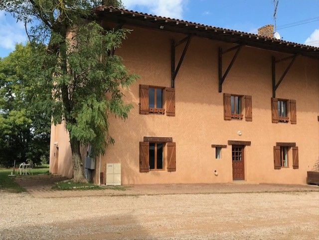 Maison de 240 m2 dans ferme équestre