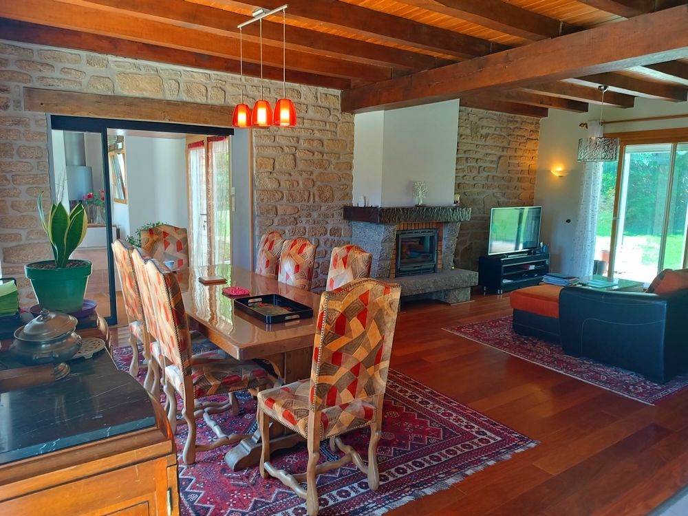 Maison neo-bretonne 187 m² sur jardin 4000 m² et forêt