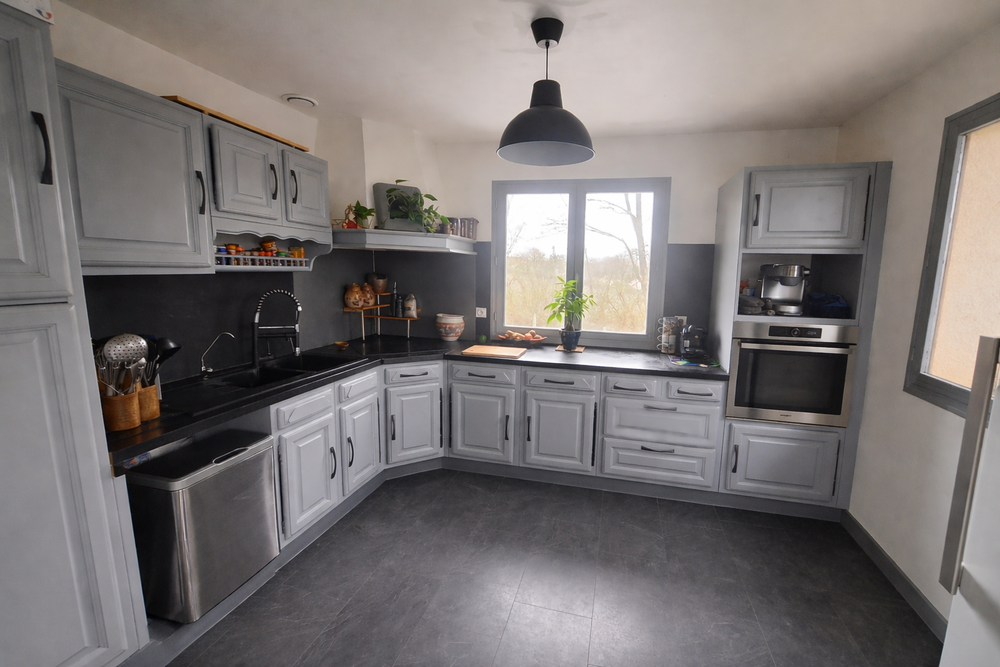 Maison individuelle 160 m² sur terrain clos de 2045 m²