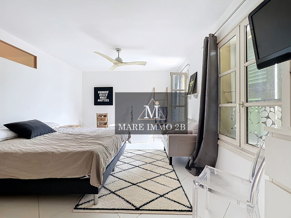 Bel appartement de type T3 en centre ville de Calvi
